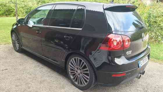 Volkswagen Golf Luga