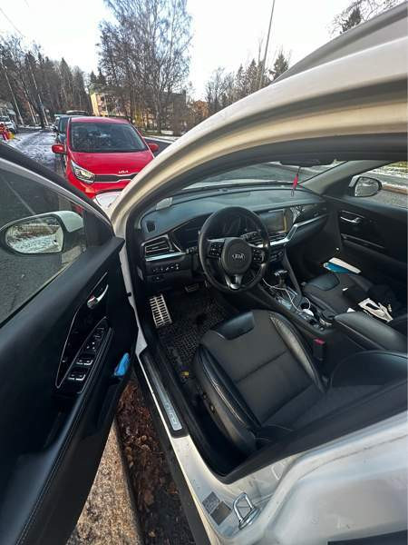 Kia Niro Vantaa - valokuva 5