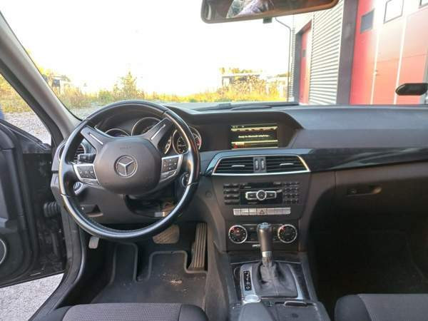 Mercedes-Benz C Tampere - valokuva 5