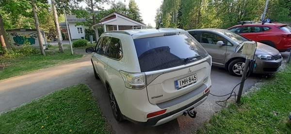 Mitsubishi Outlander PHEV Sibbo - photo 4