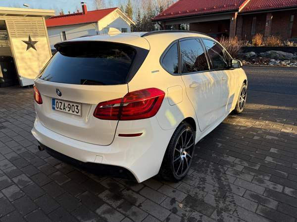 BMW 225 Kuopio - valokuva 3