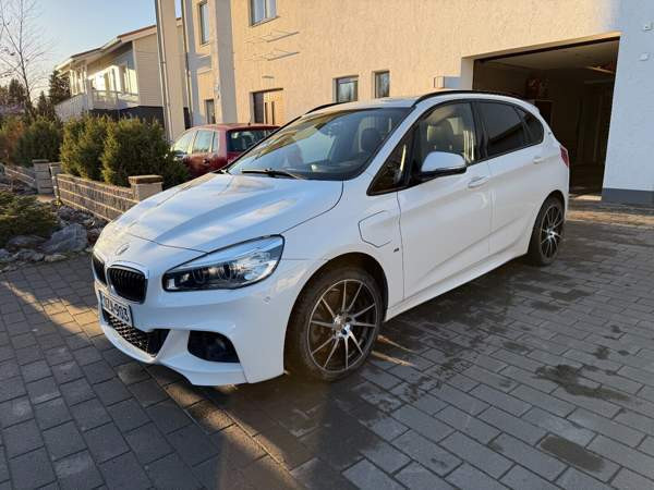 BMW 225 Kuopio - valokuva 2