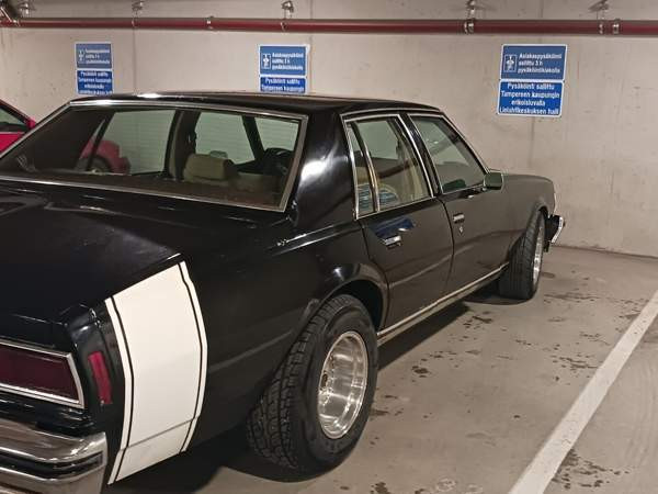 Chevrolet Caprice Tampere - valokuva 4