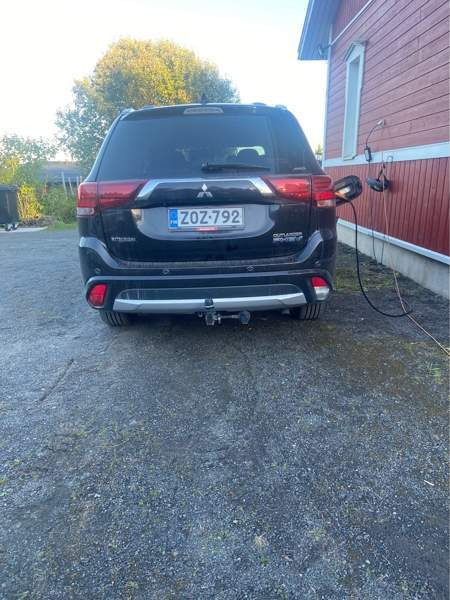 Mitsubishi Outlander PHEV Tornio - photo 5