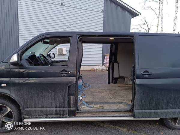 Volkswagen Transporter Oulu - valokuva 8