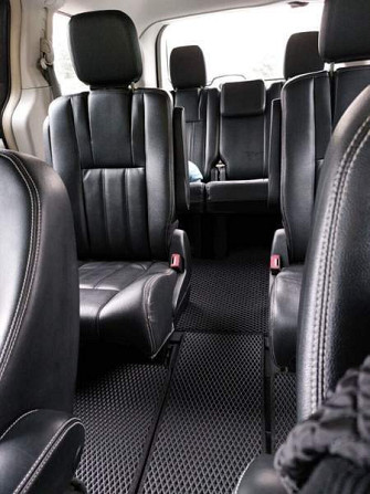 Chrysler Town Country Helsinki - изображение 7