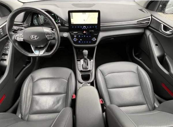 Hyundai Ioniq Plug-In Helsinki - photo 3