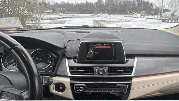 BMW 225 Helsinki - valokuva 5