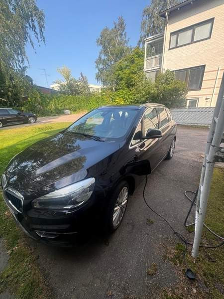 BMW 225 Helsinki - valokuva 3