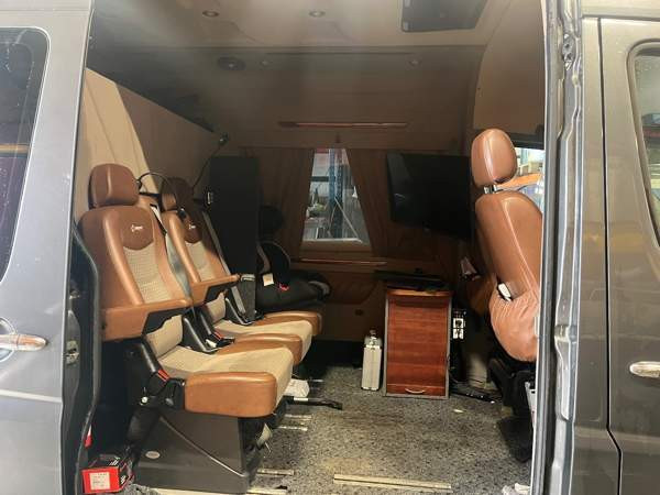 Mercedes-Benz Sprinter Espoo - valokuva 5