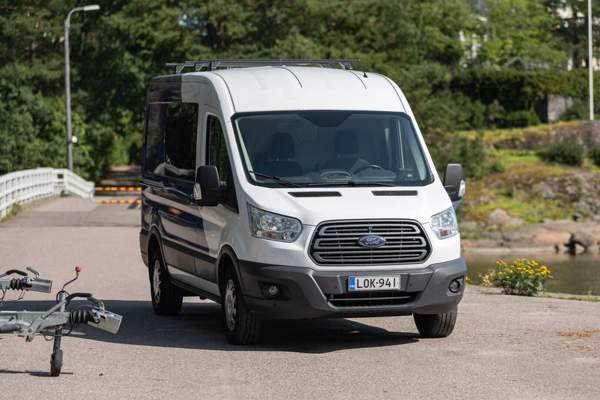 Ford Transit Helsinki - valokuva 1