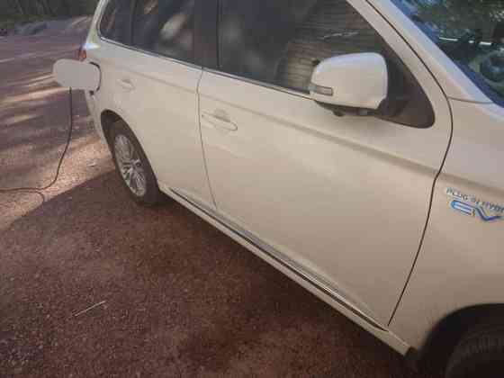 Mitsubishi Outlander PHEV Zaporiz'ka Oblast'