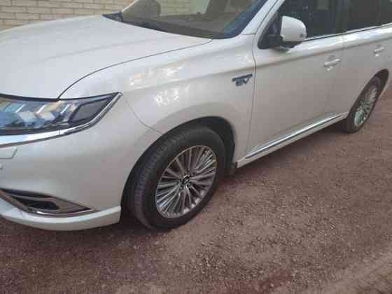 Mitsubishi Outlander PHEV Zaporiz'ka Oblast'