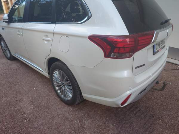 Mitsubishi Outlander PHEV Zaporiz'ka Oblast' - photo 4