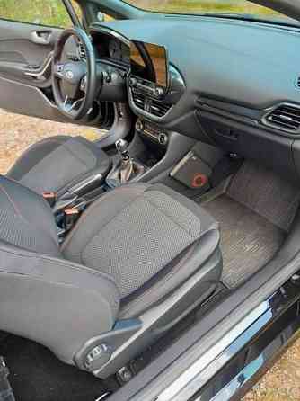 Ford Fiesta Van Posio