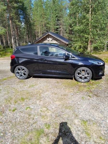 Ford Fiesta Van Posio - valokuva 1