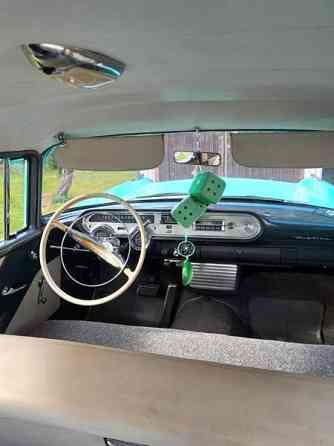 Pontiac Chieftain Хювинкяя