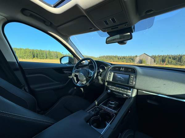 Jaguar F-Pace Maentsaelae - photo 6