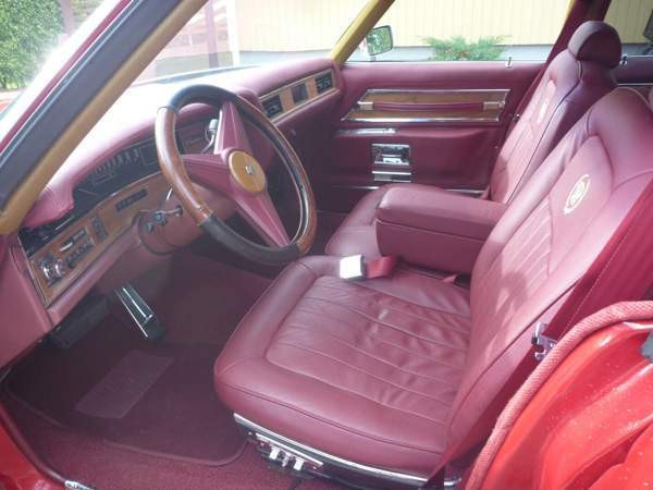 Cadillac Fleetwood Sarov - valokuva 6