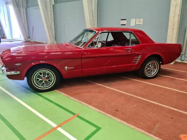 Ford Mustang Kannus - valokuva 3