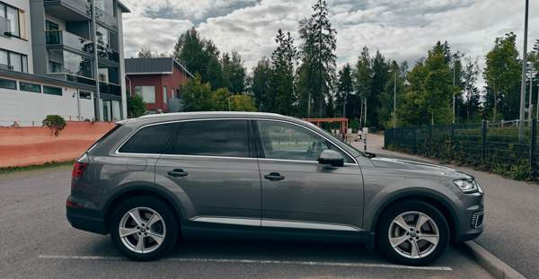 Audi Q7 Vantaa - valokuva 3