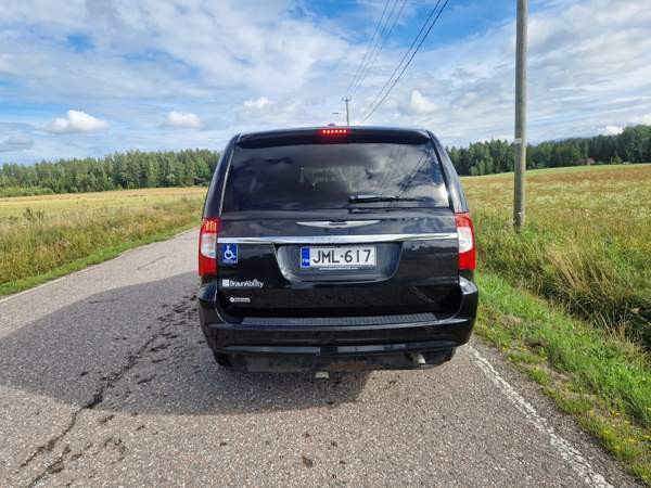 Chrysler Town Country Porvoo - valokuva 3