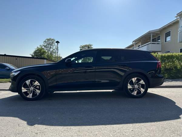 Volvo V60 Cross Country Tornio - valokuva 5