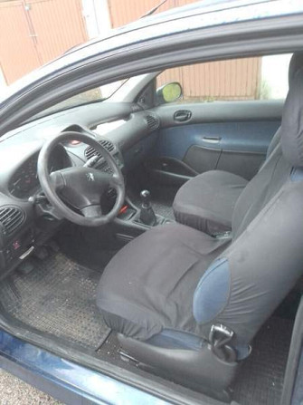 Peugeot 206 Sarov - valokuva 1