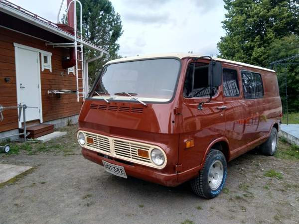 Chevrolet Chevy Van Varkaus - valokuva 1