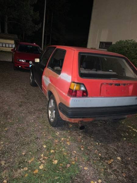 Volkswagen Golf Lovisa - valokuva 2