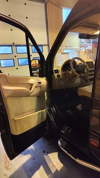 Mercedes-Benz Sprinter Helsinki - photo 6