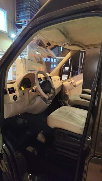 Mercedes-Benz Sprinter Helsinki - photo 8