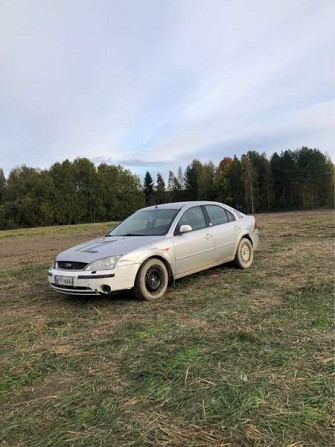 Ford Mondeo Luga - photo 1