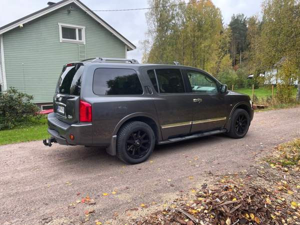 Infiniti QX56 Riihimaeki – foto 3