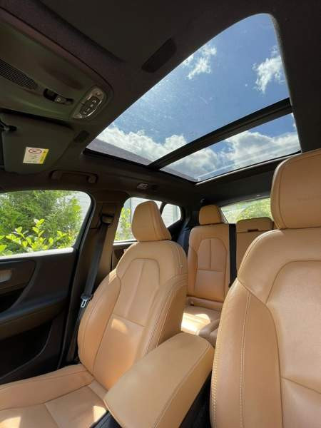 Volvo XC40 Эспоо - изображение 6