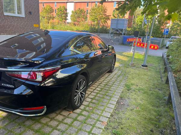 Lexus ES300 Helsinki - valokuva 6