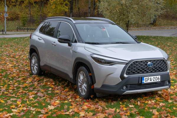 Toyota Corolla Cross Glebychevo - valokuva 1