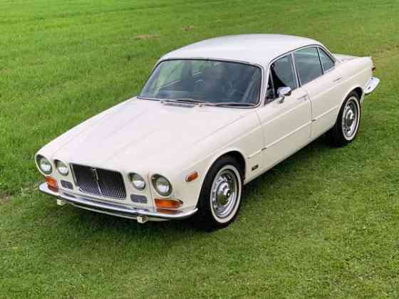 Jaguar XJ12 Luoto
