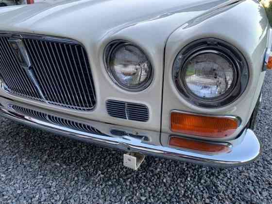 Jaguar XJ12 Luoto