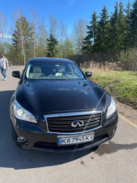 Infiniti Q70 Kouvola - valokuva 2