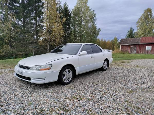 Lexus ES300 Posio – foto 2