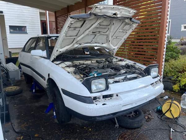 Mazda 323F Хювинкяя - изображение 4