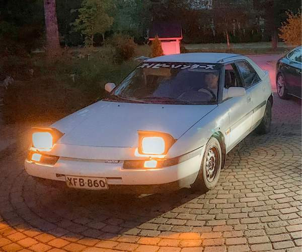 Mazda 323F Hyvinge - photo 1