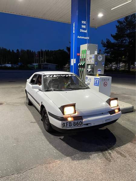 Mazda 323F Hyvinge - photo 2