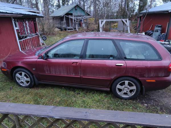 Volvo V40 Hamina - photo 1