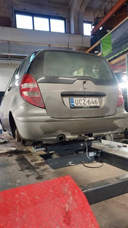 Mercedes-Benz 180 Luga - photo 4