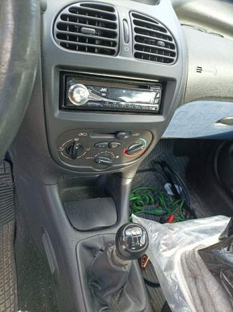 Peugeot 206 Хямеэнлинна - изображение 7