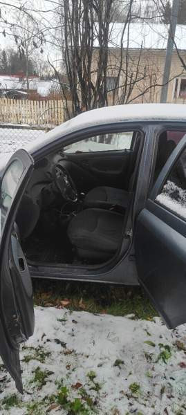 Toyota Yaris Kemin - valokuva 3