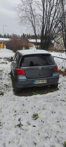 Toyota Yaris Kemin - valokuva 4