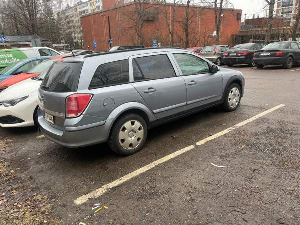 Opel Astra Вантаа - изображение 1